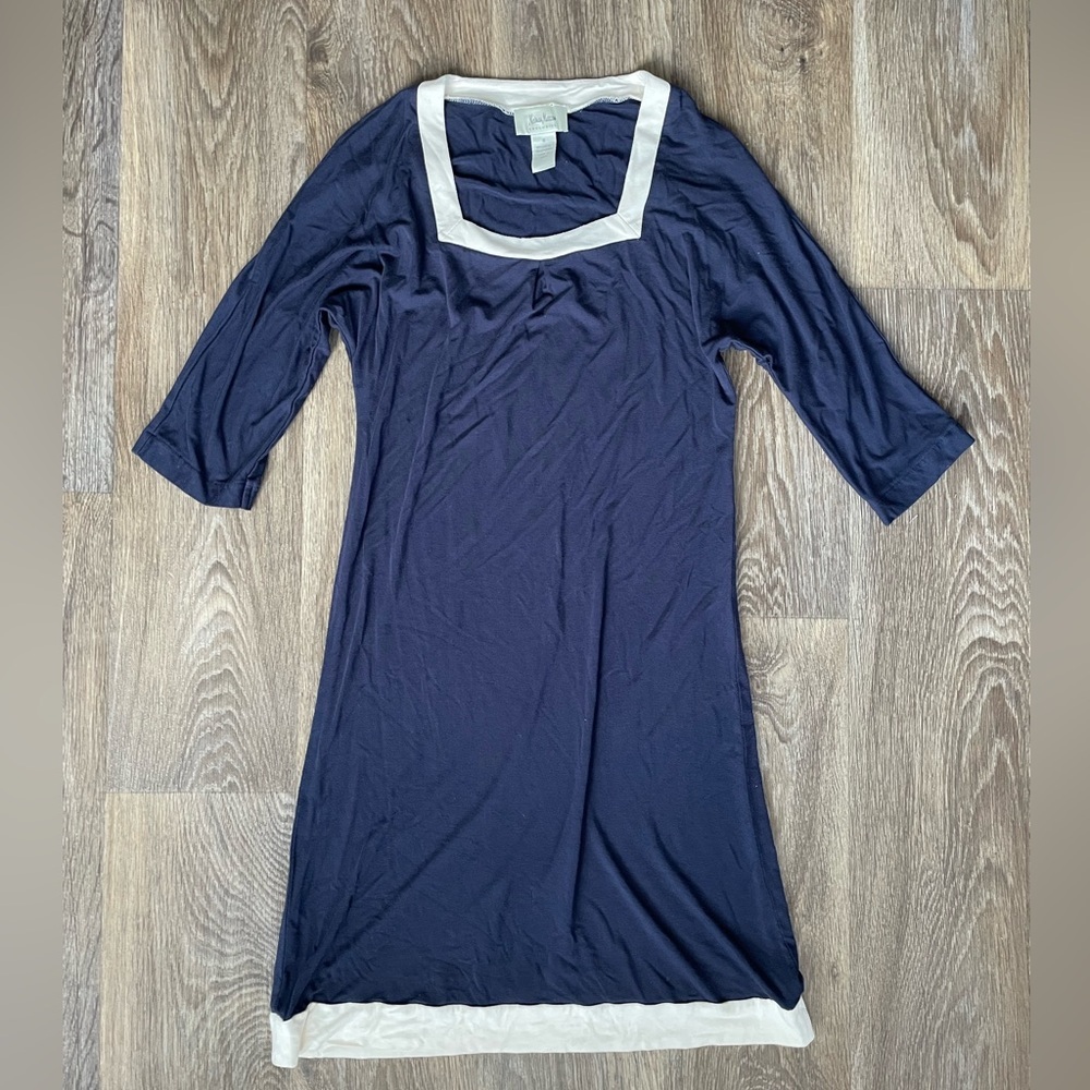 Neiman Marcus Exclusive Navy Knit Dress Small 3/4 Sleeve Square Neck Stretch